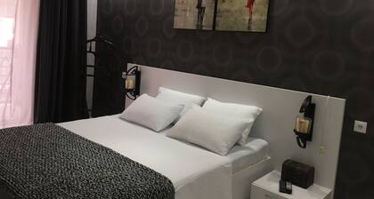 Tbilisi-Apartment On Oniashvili