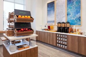Free daily continental breakfast  - Element Minneapolis Downtown (Minneapolis)