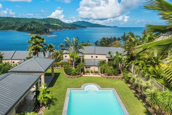 Alberca al aire libre 