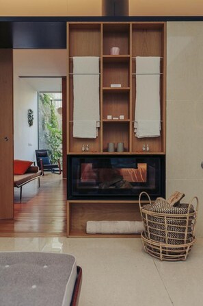 Interior - ROSA ET AL TOWNHOUSE - Deluxe Double or Twin with Garden View (Porto)