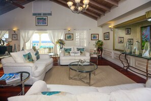 Uklassifisert bilde, 2 av 48, knapp
