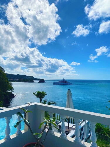 One of a Kind Secret Cove is one of the most beautiful homes in St. Lucia.