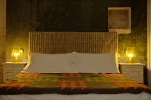 Casa superior, 1 cama Queen | 1 quarto, edredons de pluma, individualmente decorados