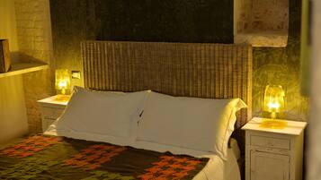 Superior House, 1 Queen Bed