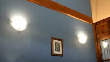 Casa familiar, 5 dormitoris, vistes al jardí | 5 dormitoris, wifi gratuïta i roba de llit