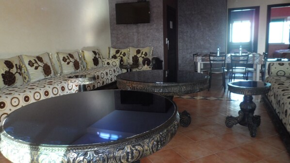 Departamento | Sala de estar | Televisión de pantalla plana 