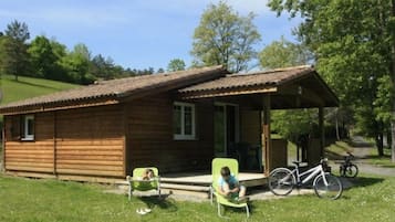 Chalet (Charlay) | Terraza o patio