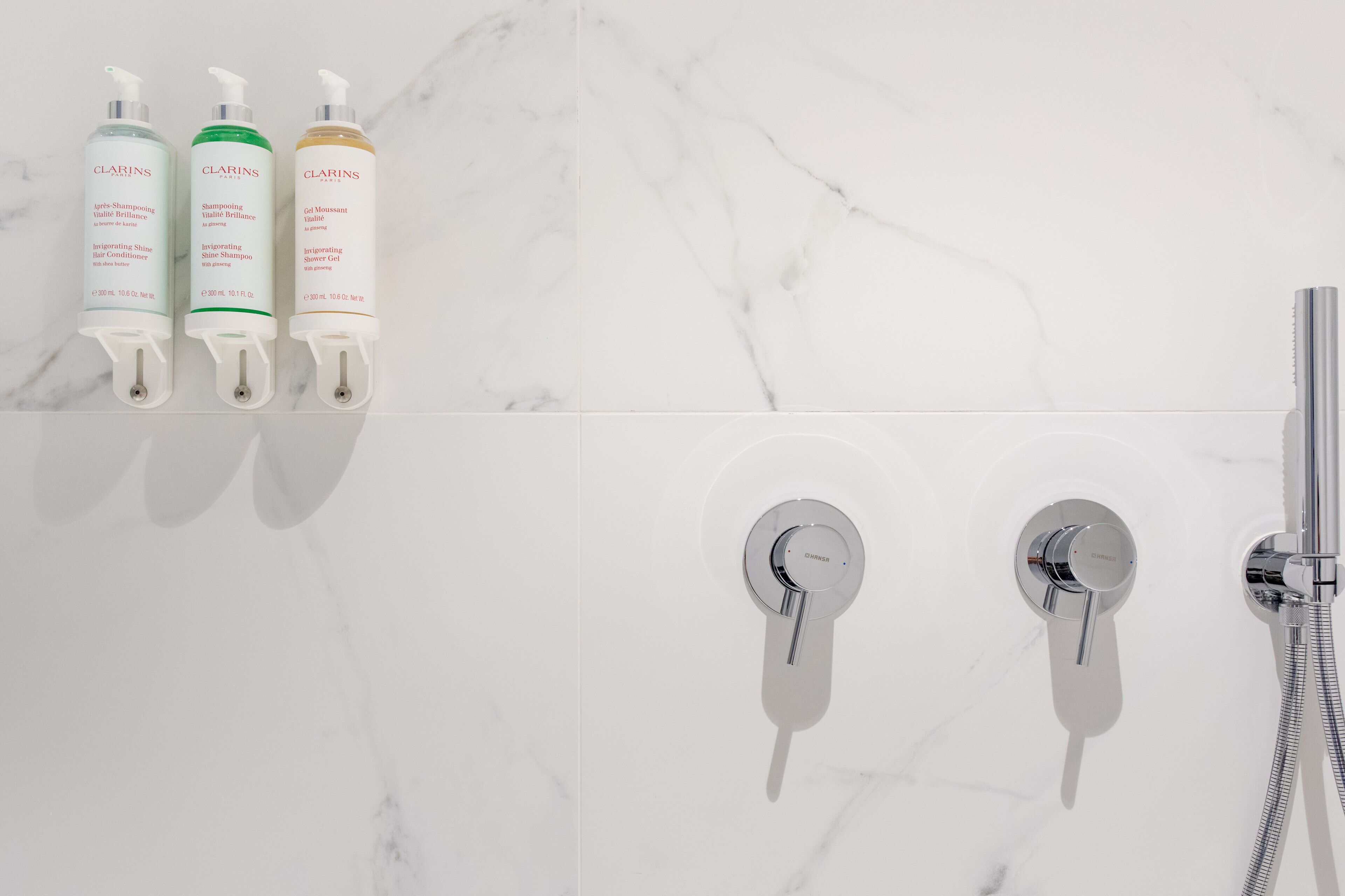 Photo - Room Mate Collection Helen Berger