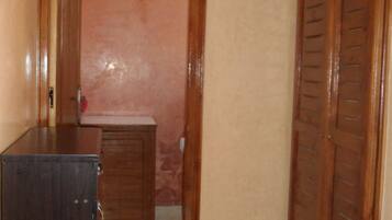 Apartemen | Area keluarga | TV layar datar