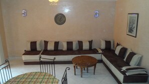 Apartment | Living area | Flat-screen TV - Duplex Diamond Vert 7 B3N3 (Moulay Abdallah)