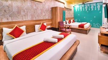 1 bedroom, premium bedding, memory-foam beds, blackout curtains