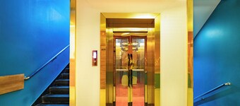 Hotel SDM Golden Tower