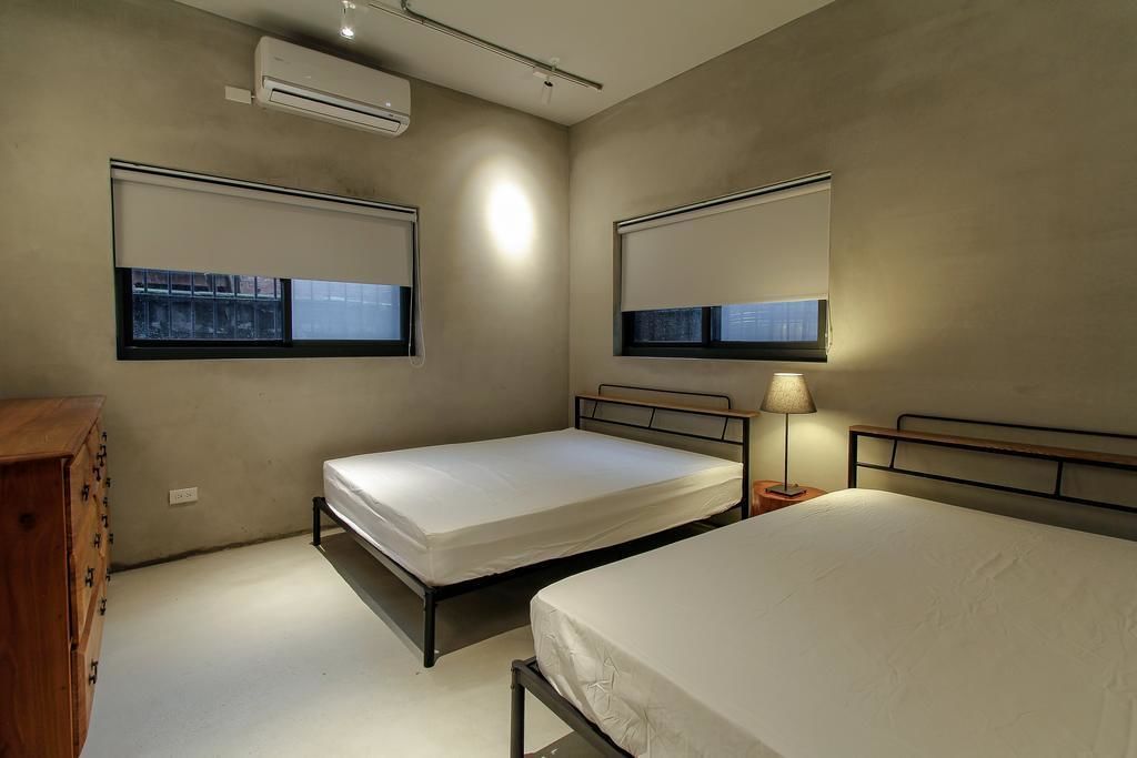 ห้องพักสำหรับสี่ท่าน | เครื่องนอนระดับพรีเมียม, ผ้านวมขนเป็ด, Wi-Fi ฟรี, ผ้าปูที่นอน