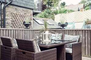 Terrace/patio - Padstow Breaks - Duke House (Padstow)