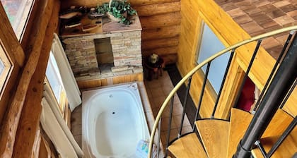 Infinite Views - Secluded w/ Mountain Views