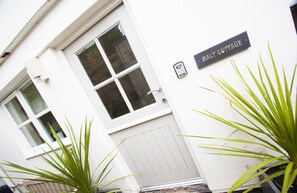 Front of property - Padstow Breaks - Malt Cottage (Padstow)