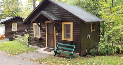 Miners Bay Lodge