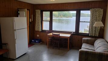 Premium Cabin (7,8,20,21,22) | Lake view