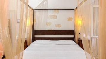 Classic-Zimmer, Stadtblick | Minibar, Verdunkelungsvorhänge, schallisolierte Zimmer