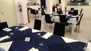 Lunch and dinner served  - Hotel Indaco (Casal Velino)