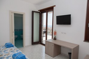 Comfort Double or Twin Room, Sea View | Desk, laptop workspace, soundproofing, free WiFi