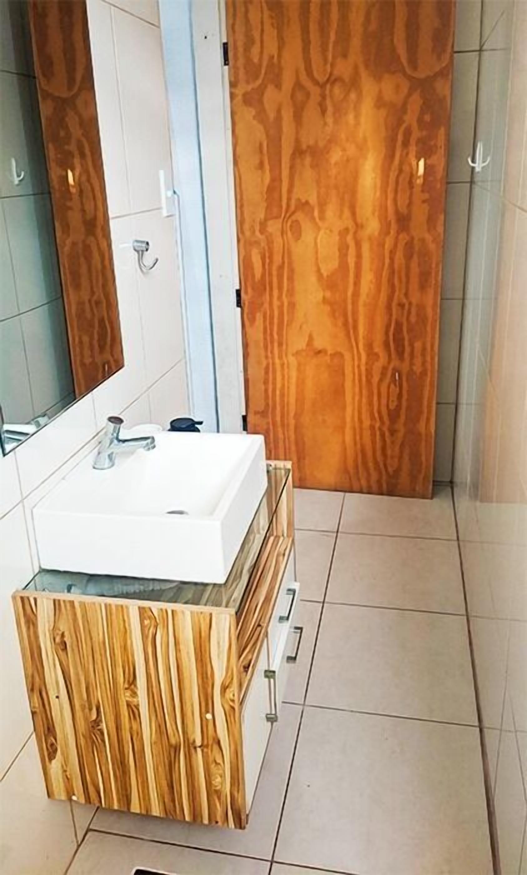 Photo - Babilonia Rio Hostel