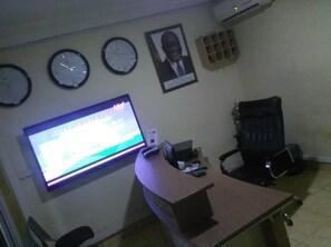 Reception - Jewima Hotel (Accra)