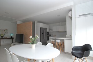 Dining - FANTASTIC APARTMENT IN THE CENTER OF THE CITY 10 MINUTES FROM THE BEACH  (Las Palmas de Gran Canaria)