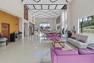 32-Zoll-Plasmafernseher mit Kabelempfang, Fernseher