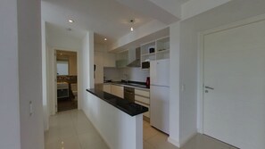 Fridge, microwave, oven, coffee/tea maker