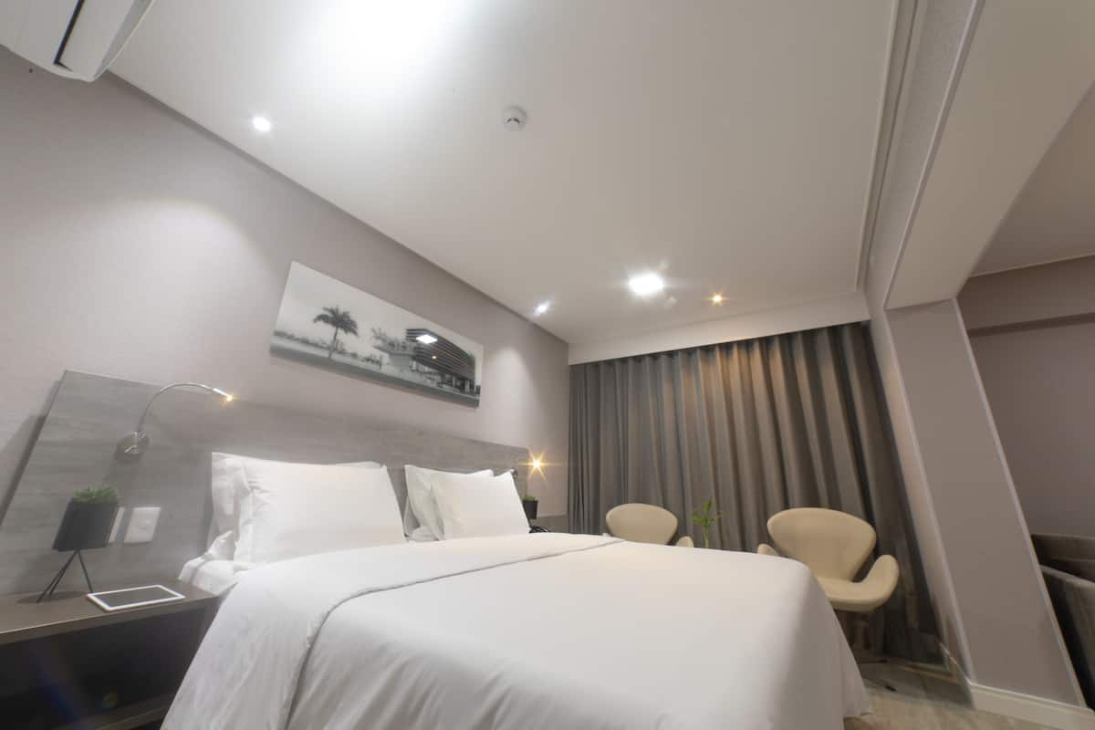 Premium Casal - 1 Cama King | Minibar, free WiFi, bed sheets