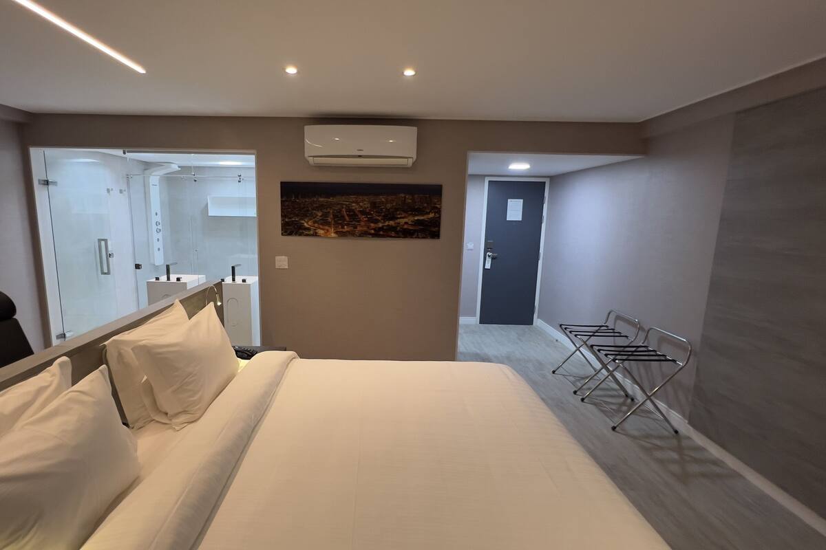 Suite Casal - 1 Cama Super King | 1 camera, minibar, Wi-Fi gratuito, lenzuola