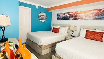 Escrivaninha, ferros/tábuas de passar roupa, Wi-Fi de cortesia