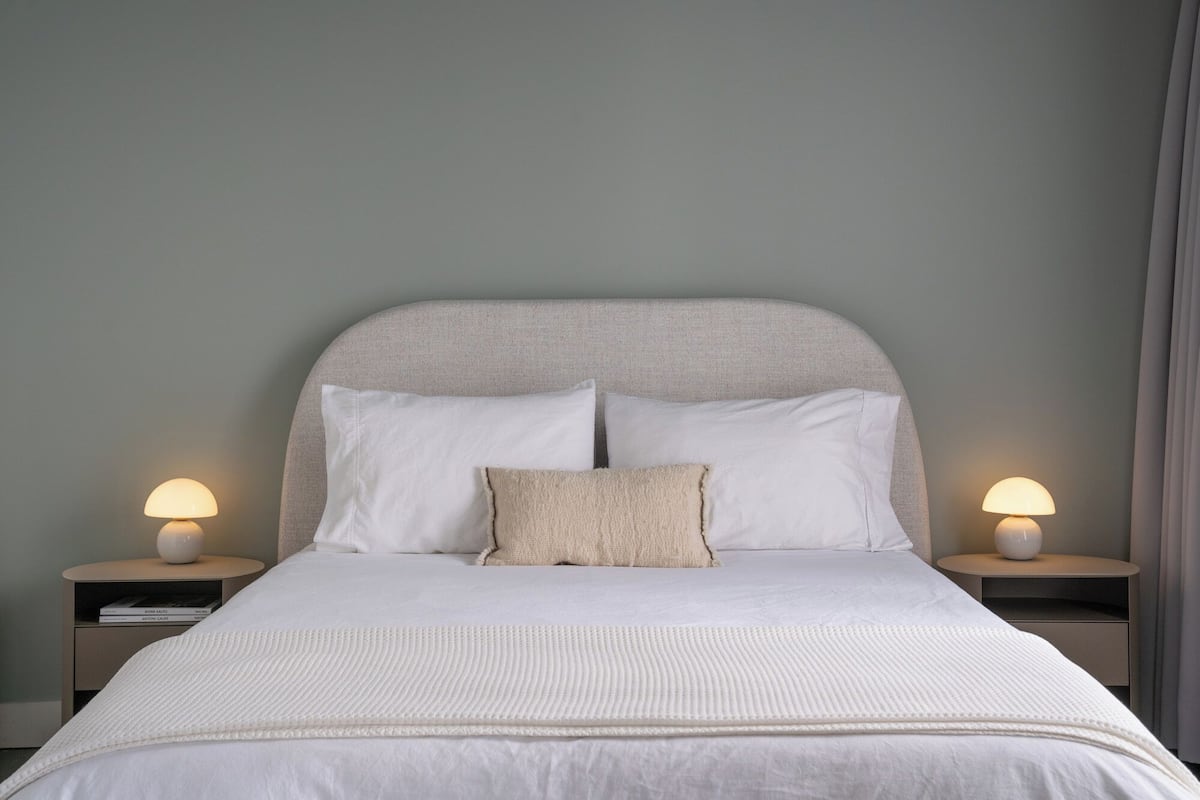 Room 202 | Hypo-allergenic bedding, individually decorated, individually furnished
