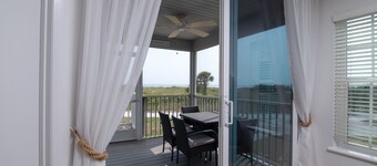 Exceptional villa waiting for you to be on a Gulf Shore Vacation!  B3613A