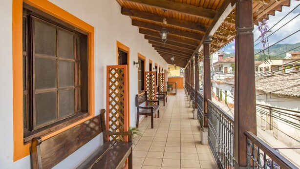 Hallway - Berakah B&B (Copan Ruinas)