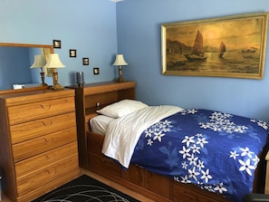 Comfort Single Room, 1 Single Bed, Courtyard View