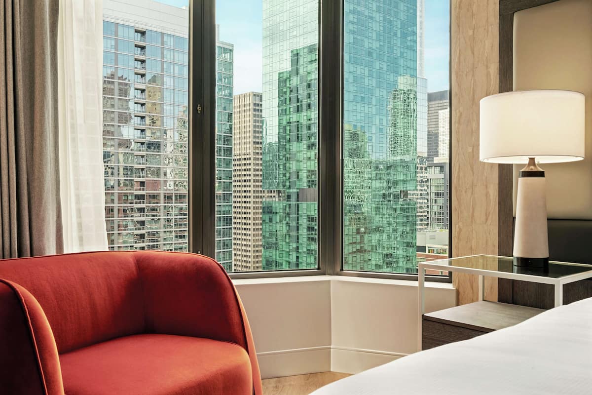 1 bedroom, premium bedding, pillowtop beds, minibar