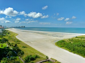 Condo, 1 King Bed with Sofa bed (Relaxing beachfront condo with pool a) | Beach