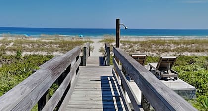 Sea Strapped | Oceanfront + Swim Spa