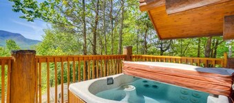 LeConte - Beautiful Mountain View Cabin