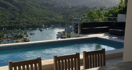 Belle maison moderne de 2 chambres avec la meilleure vue de St Lucia