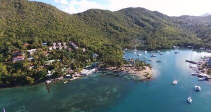 Famous Marigot Bay Ridge - Safe - Architect 2 bed - Amazing Caribbean views