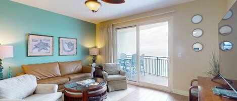 Télévision, lecteur de DVD, chaîne hi-fi