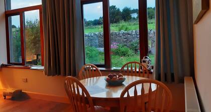 Rummukoulu, Musta saari, Inverness