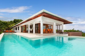 Exterior - Private Holiday House Fiji (Maui Bay)