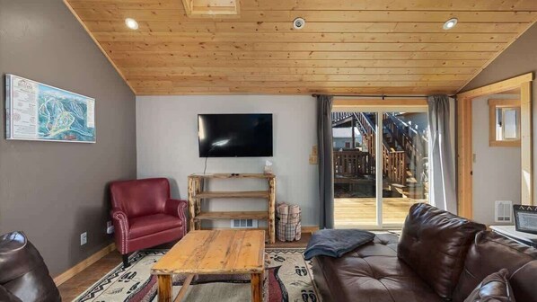Smart TV, chimenea
