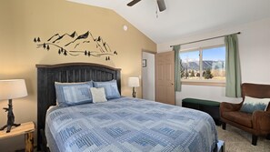 3 bedrooms, iron/ironing board, free WiFi, bed sheets