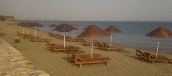 Troas Motel