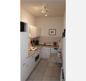 Fridge, microwave, highchair